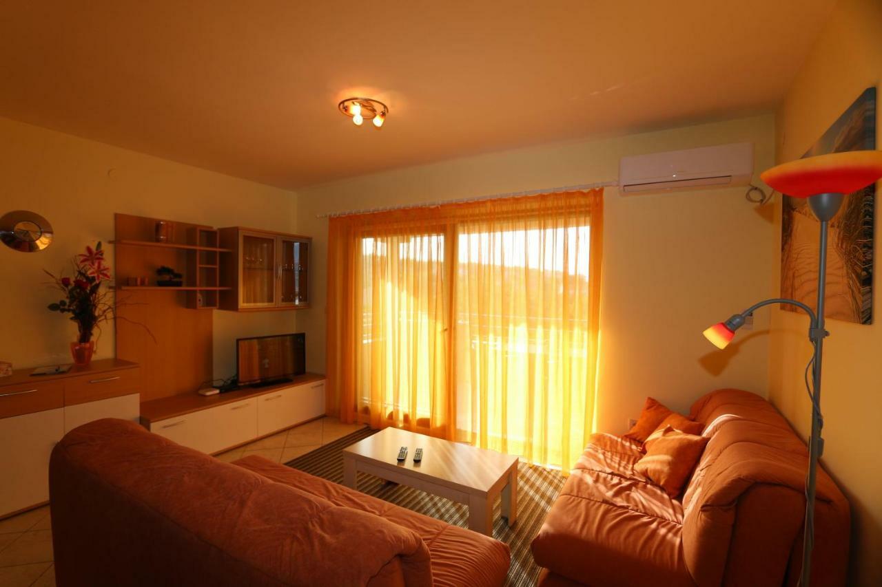 Apartment Dina Сило Экстерьер фото
