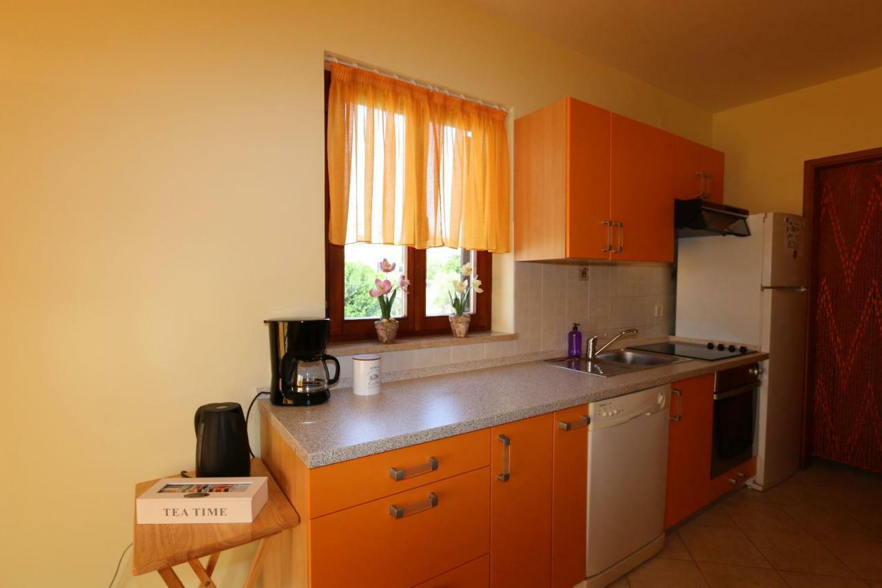 Apartment Dina Сило Экстерьер фото